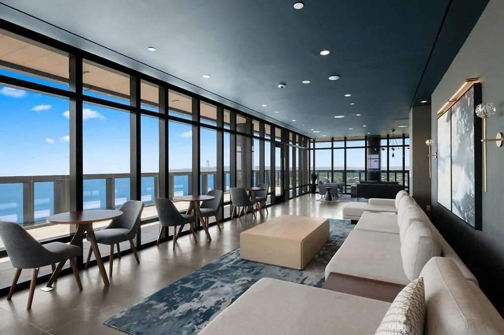 Sleek And Stylish Studio, Luxe Perks In Prime Spot ニューヨーク